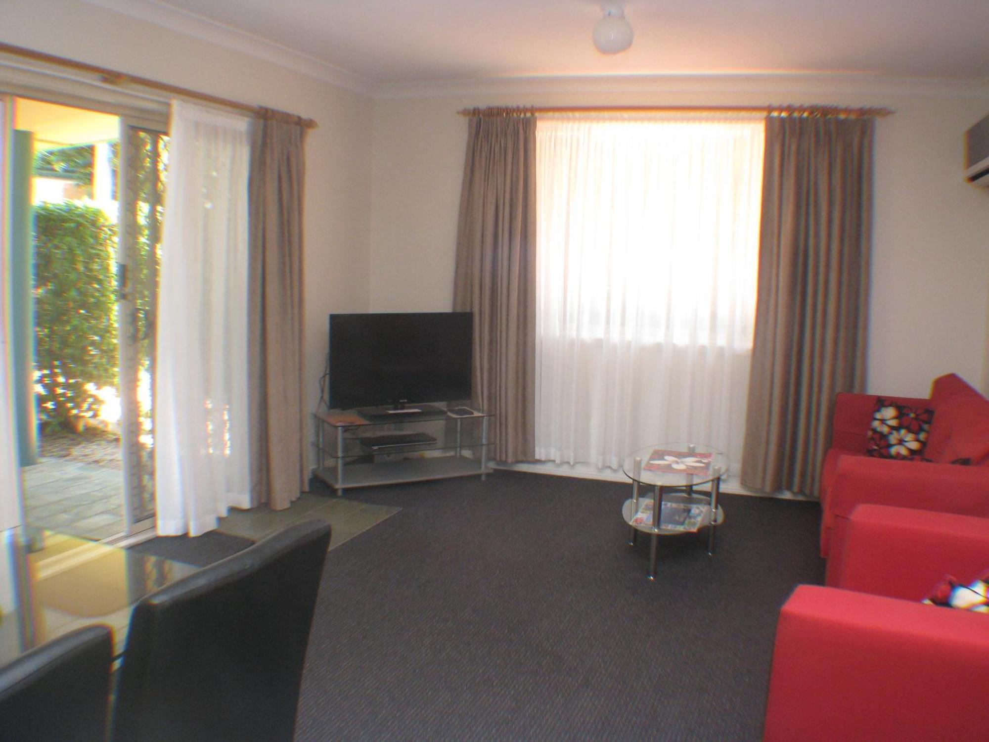 Beaches Serviced Aparthotel 4*